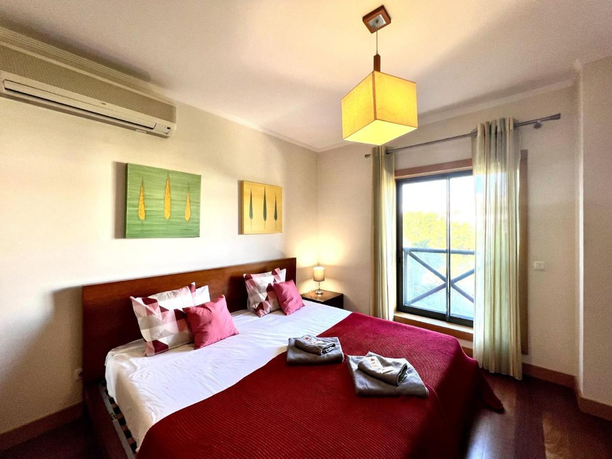 Modern 3 With Pool By Homing Apartamento *